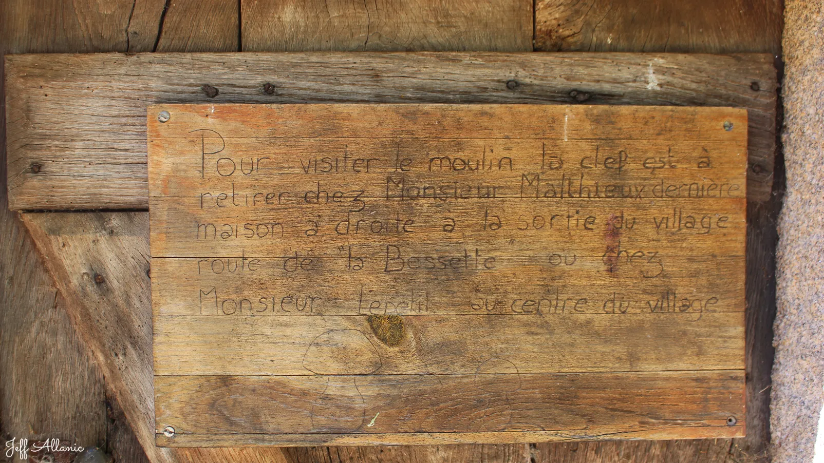 Corrèze découverte - Photo N° 5 - Le moulin de La Combe - 19170 - Tarnac - Petit patrimoine - Quelques pas - Autour de vous