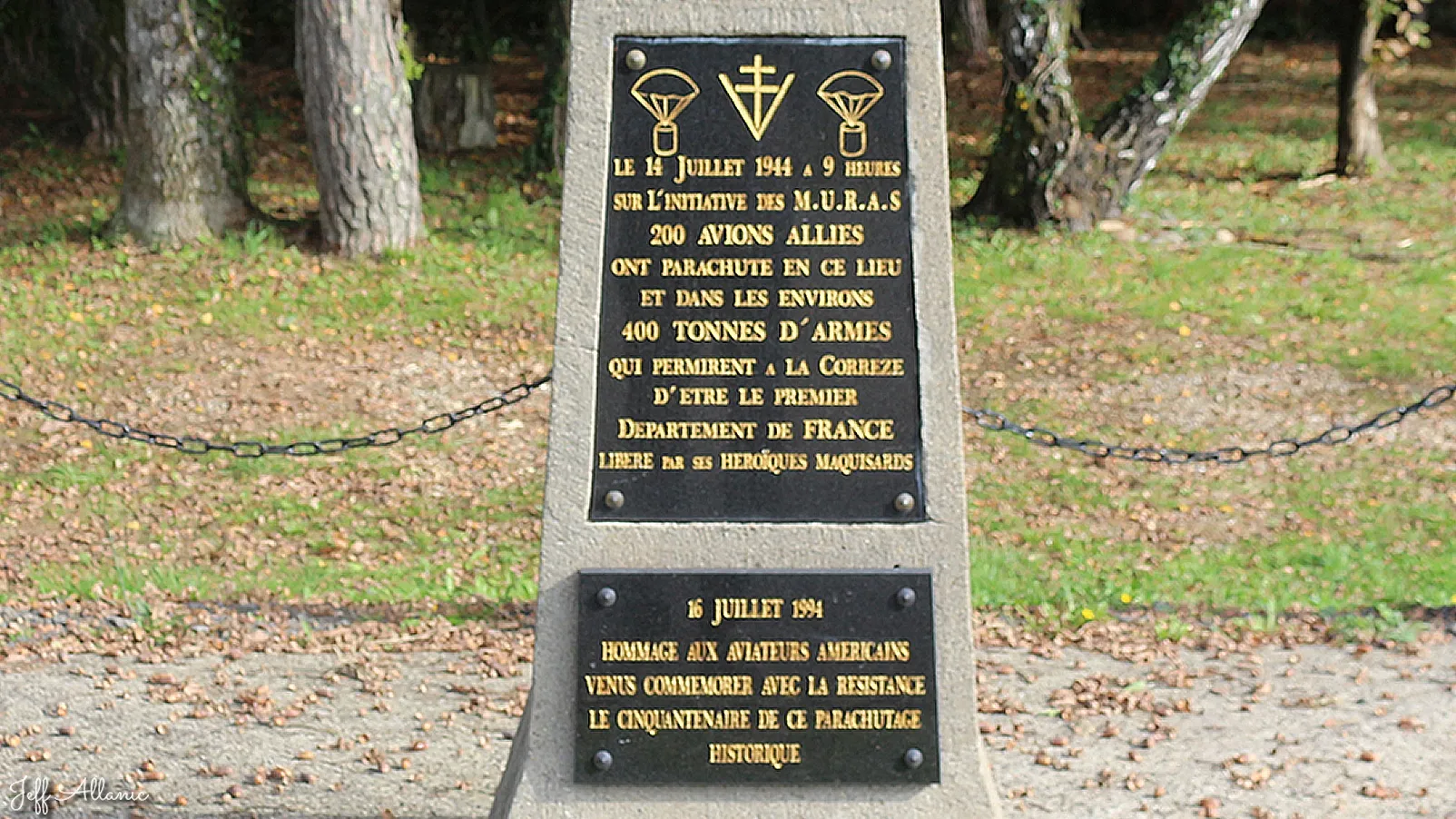 Corrèze découverte - Photo N° 2 - Le monument de la résistance à Saint-Hilaire-Taurieux - 19400 - Saint-Hilaire-Taurieux -  - 