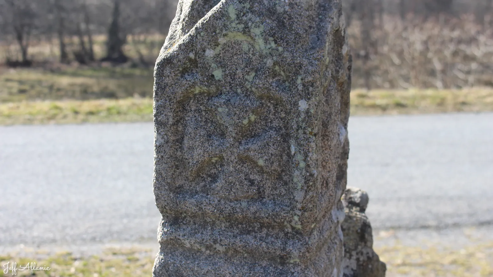 Corrèze découverte - Photo N° 2 - La croix du Mouton - 19290 - Peyrelevade - Petit patrimoine - Quelques pas - Autour de vous