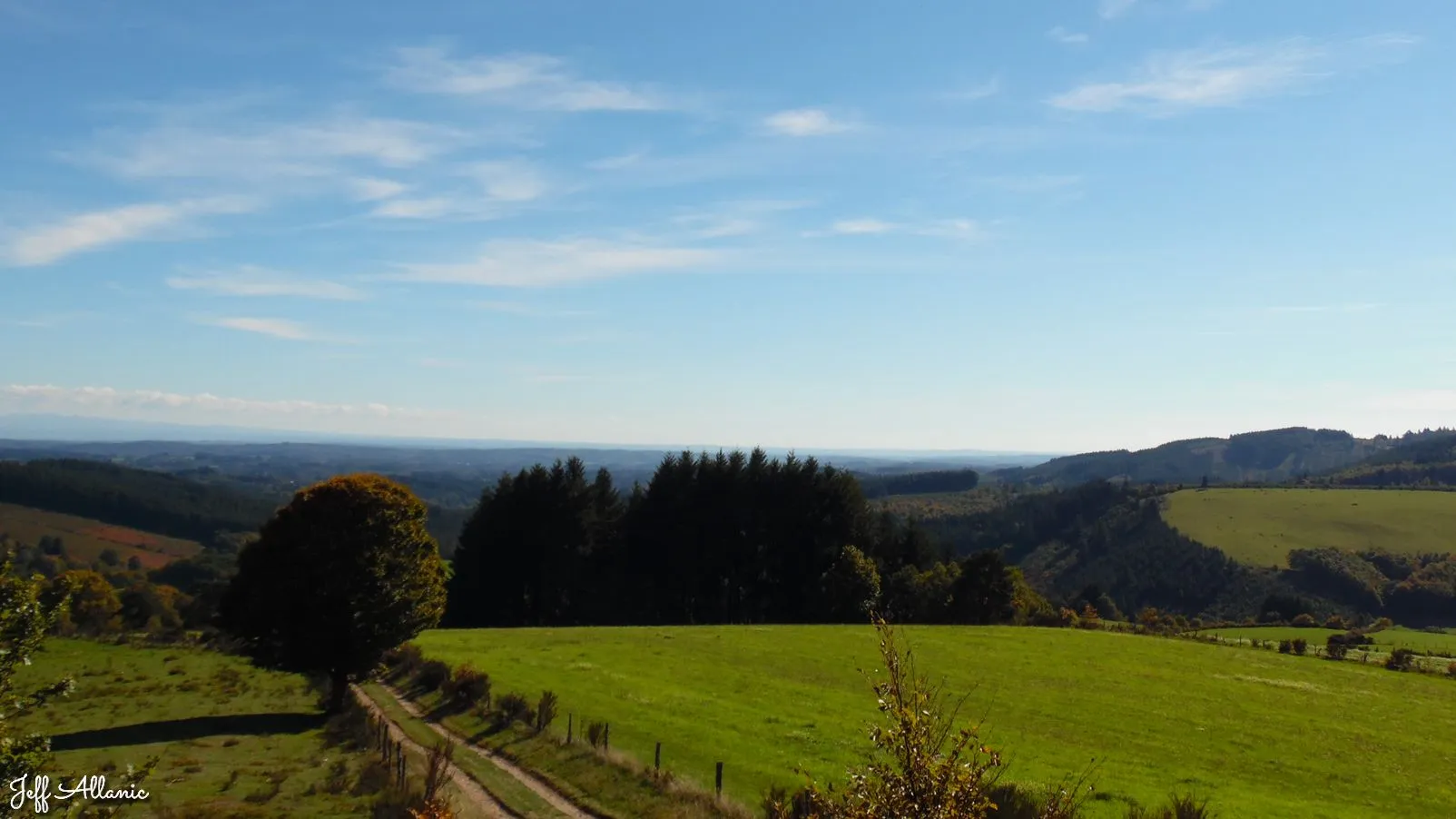 Corrèze découverte - Photo N° 2 - Panorama depuis la route des Hêtres - 19250 - Meymac - Panoramas & Grands espaces - Quelques pas - Autour de vous