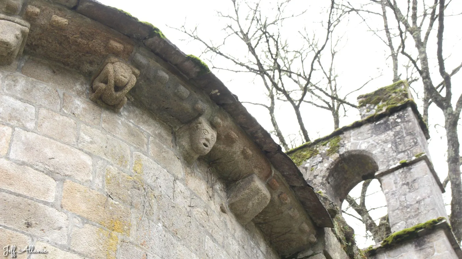 Corrèze découverte - Photo N° 3 - Le hameau de Gléni - 19320 - Servières-le-Château - Monuments historiques - Quelques pas - Autour de vous