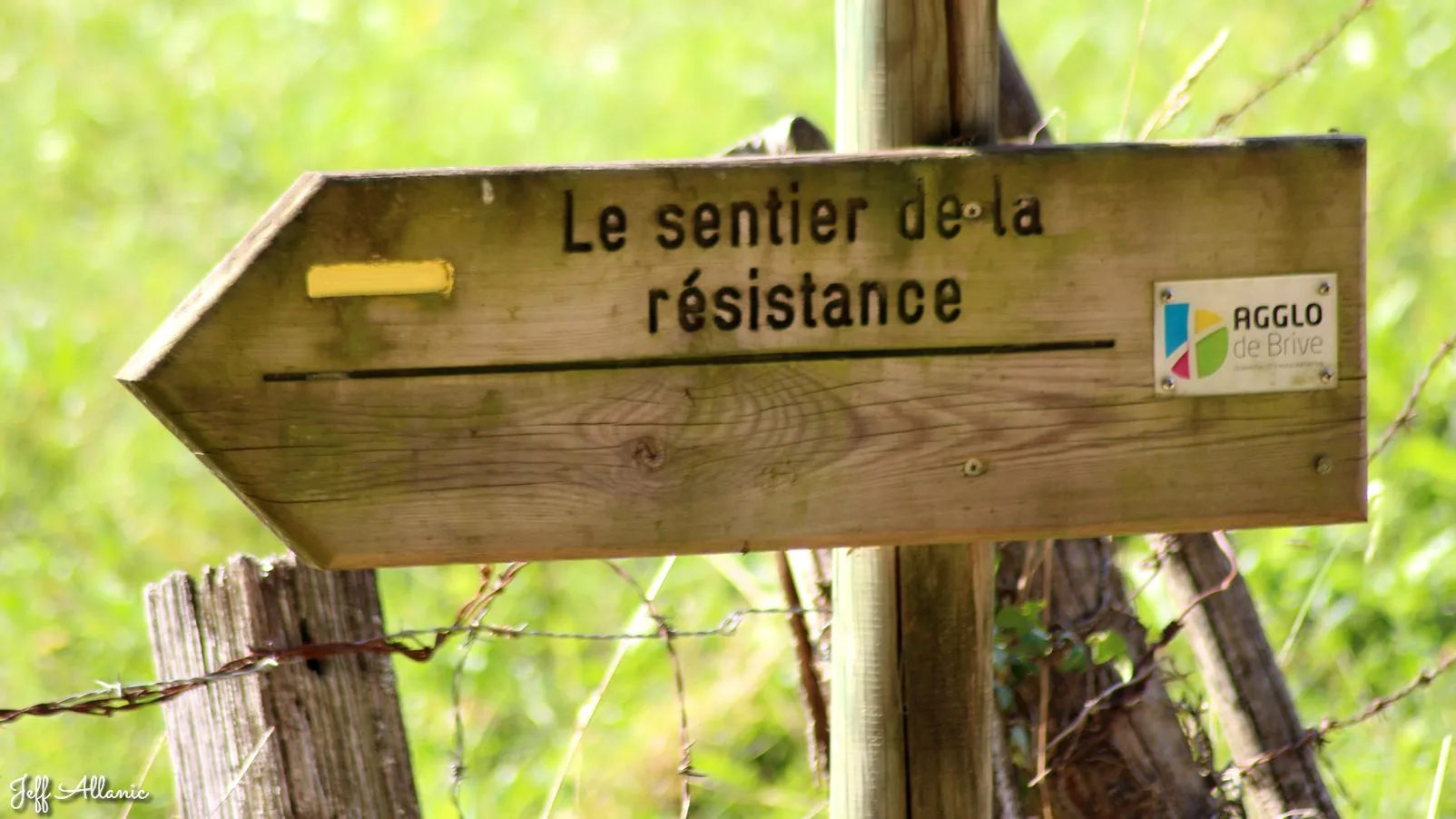 Corrèze découverte - Photo N° 2 - Le chemin des résistants - 19270 - Sainte-Féréole - Passages d'histoires - Promenande facile  <small><i>et/ou</i></small>  De - d'un kilomètre